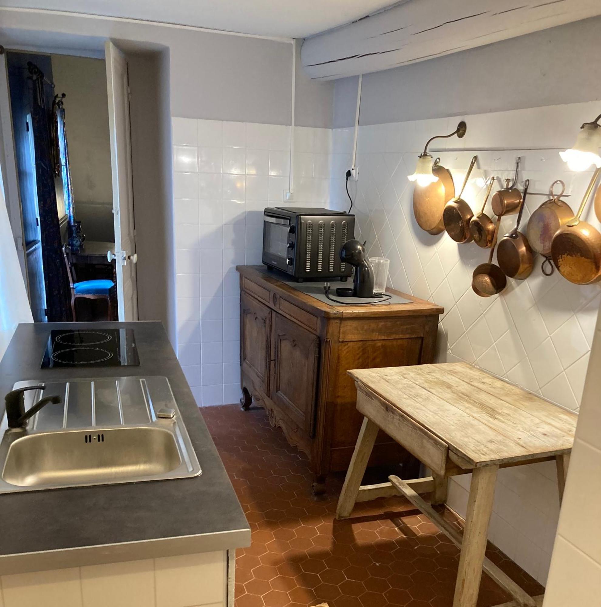 Bed and Breakfast Campagne Baudeloup Л'Иль-сюр-ла-Сорг Экстерьер фото