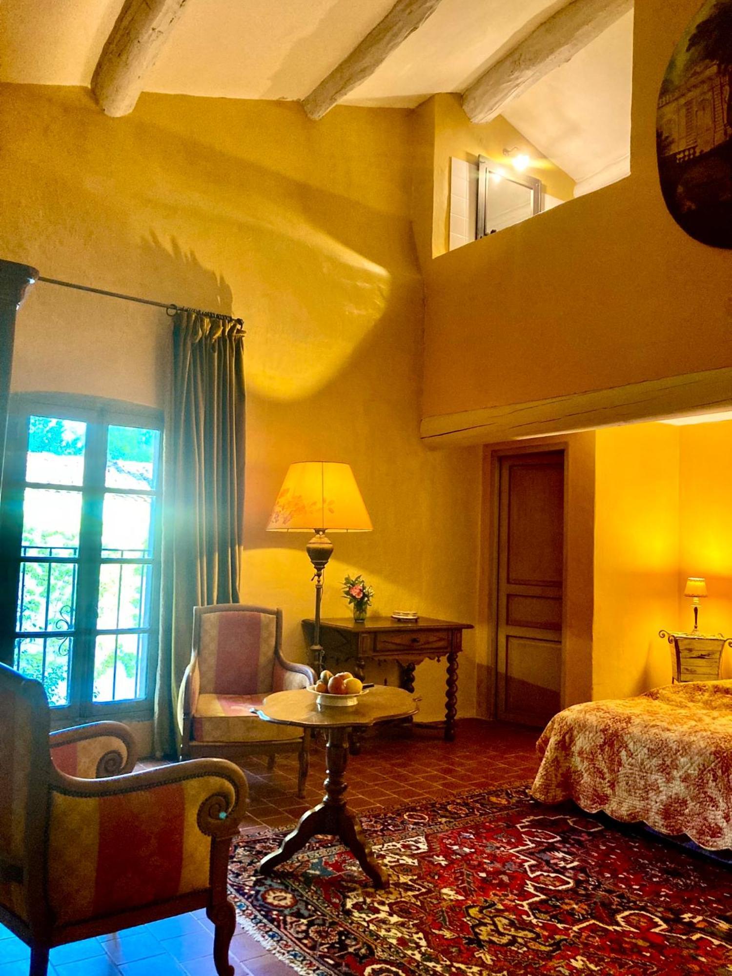 Bed and Breakfast Campagne Baudeloup Л'Иль-сюр-ла-Сорг Экстерьер фото