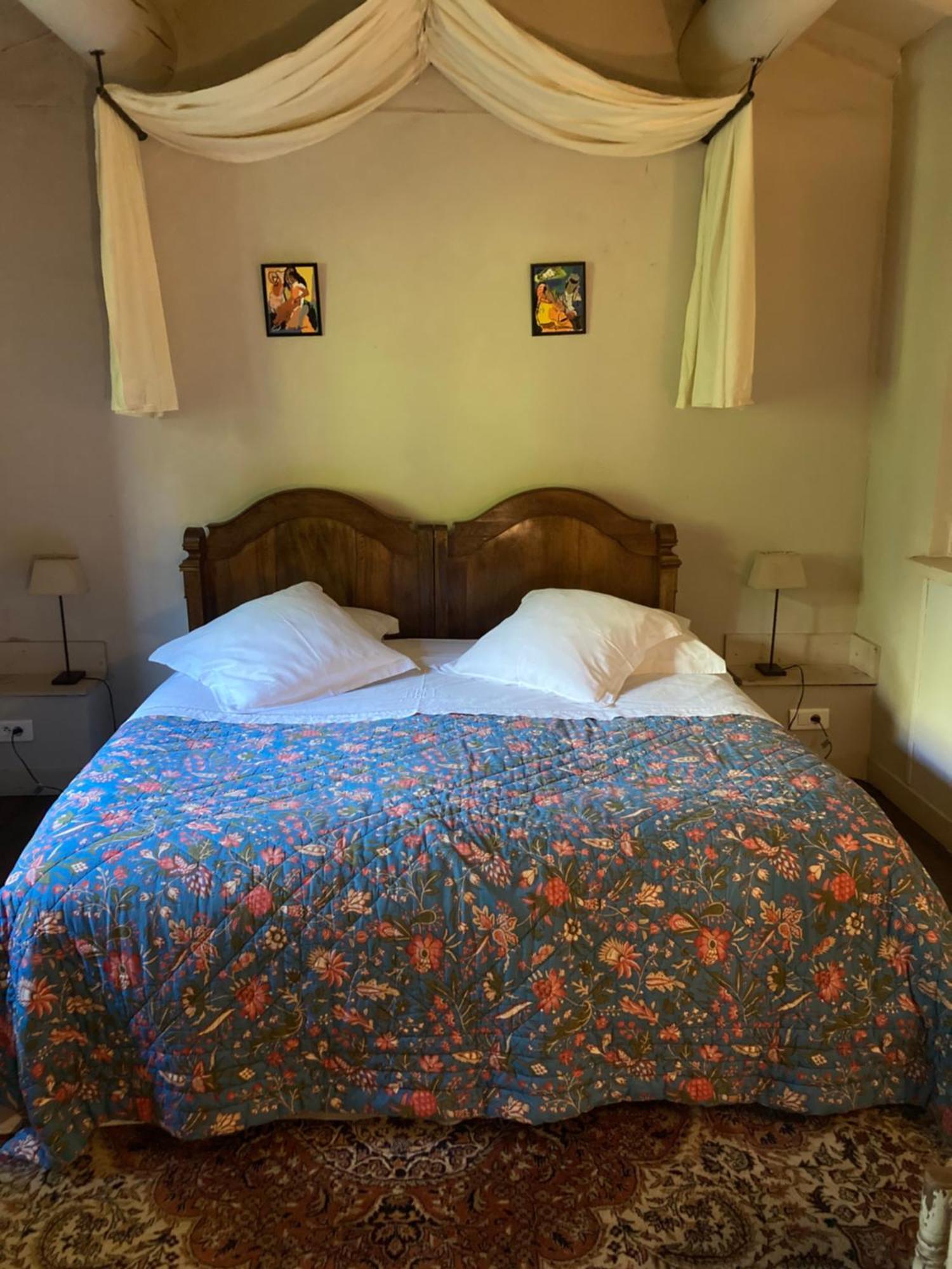 Bed and Breakfast Campagne Baudeloup Л'Иль-сюр-ла-Сорг Экстерьер фото